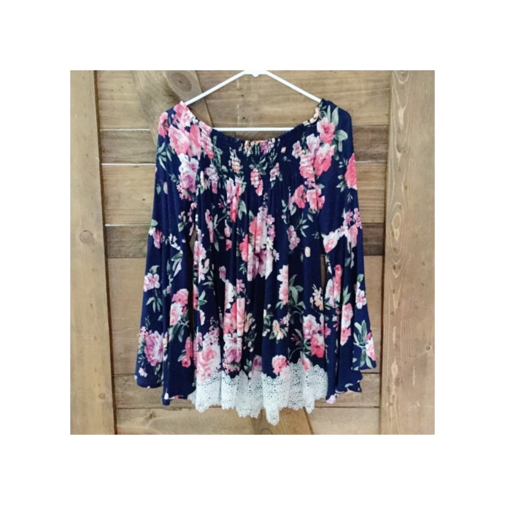Boho Bell Sleeve Off the shoulder top